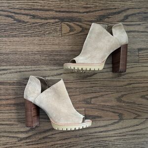 Vince Camuto Cream Peep-Toe Heeled Boots